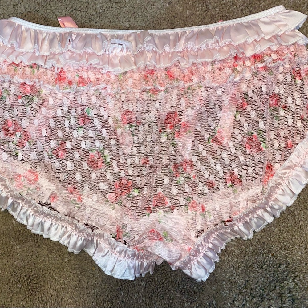 Pink Floral Lace Ruffle Panties - Picture 4 of 5